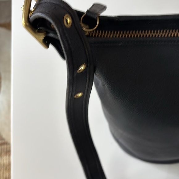 Coach | Vintage Helen’s Legacy #9953 in Black - Picture 8 of 11